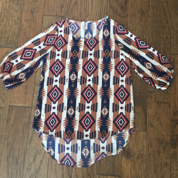 Aztec Hi-Lo Blouse - Picture 1 of 2